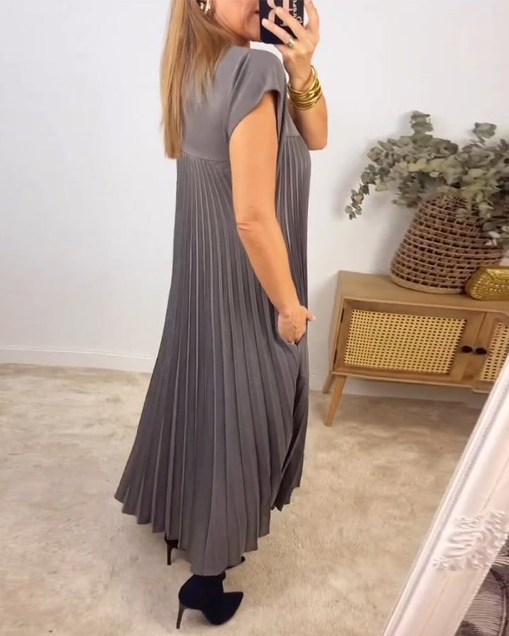 Jolijn™ |  Timeless and comfortable dress