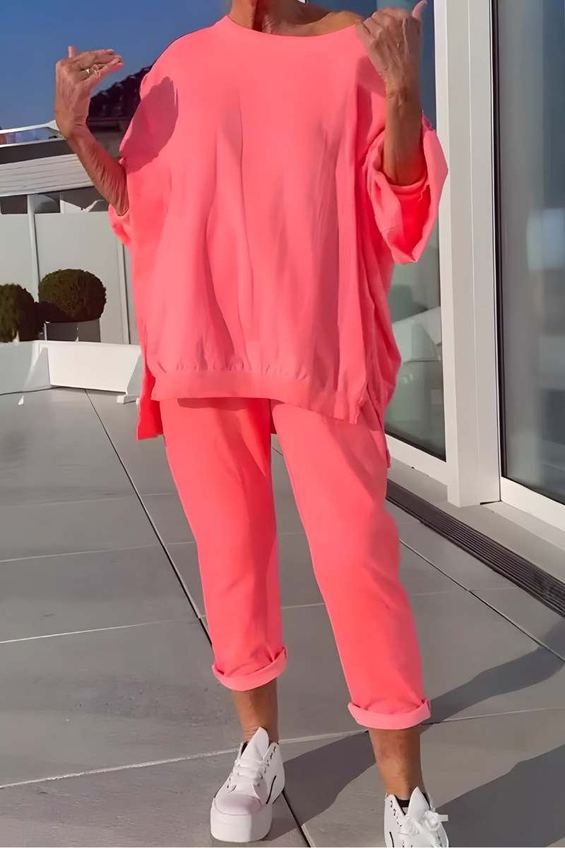 Valentina | A Lounge with Modern Comfort and Casual Style for Everyday Use