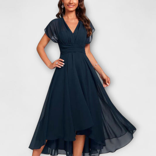 Julita – Flowing evening gown with a V-neckline