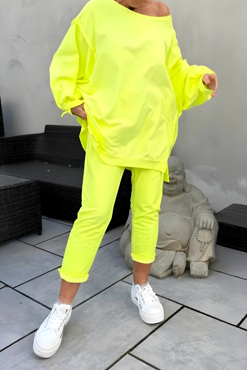 Valentina | A Lounge with Modern Comfort and Casual Style for Everyday Use