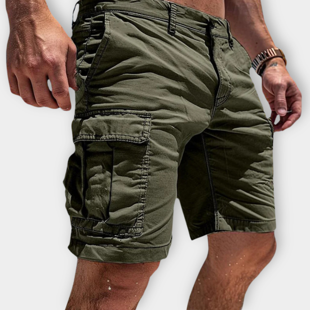 Luc – Cargo shorts with flap pockets