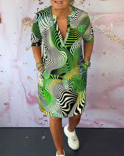 Ria™ | Colorful dress with a flattering V-neckline