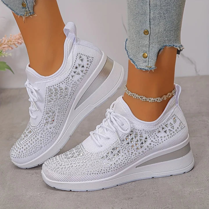 Tuyana – Fashionable orthopedic shoes
