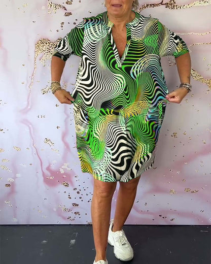 Ria™ | Colorful dress with a flattering V-neckline