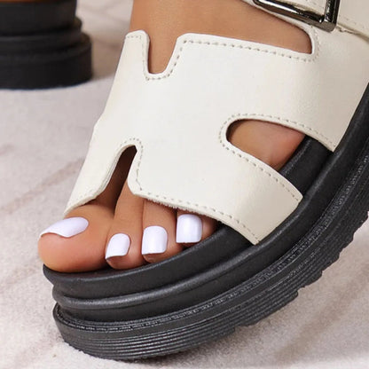 Amaris |  Orthopedic sandals with elegant design