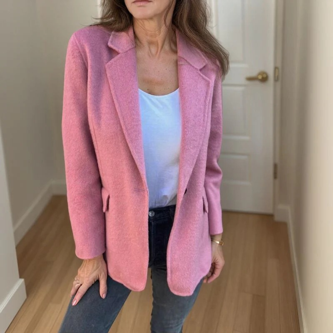 Yarrah | Stylish Women Blaze