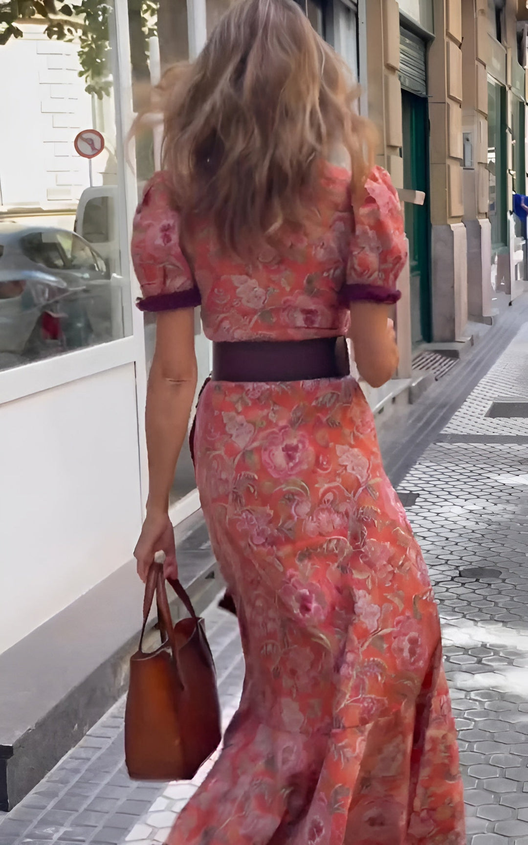 Mazima - Elegant Pink Maxi Dress with Short Sleeves