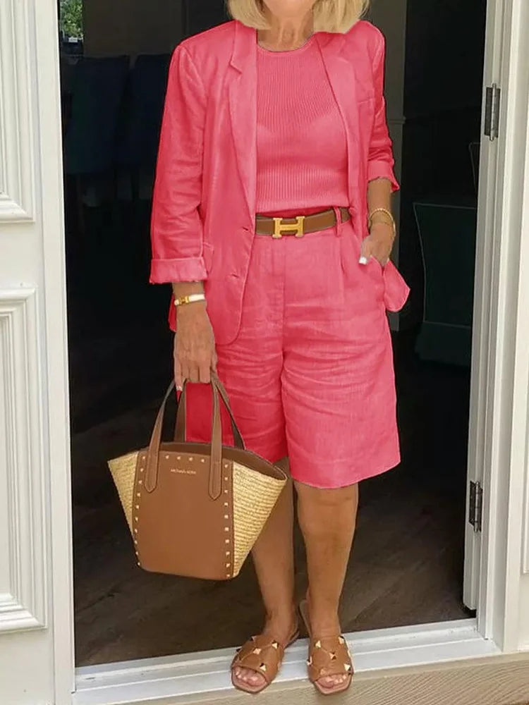 Elvora |  Blazer and shorts – a two-piece casual set