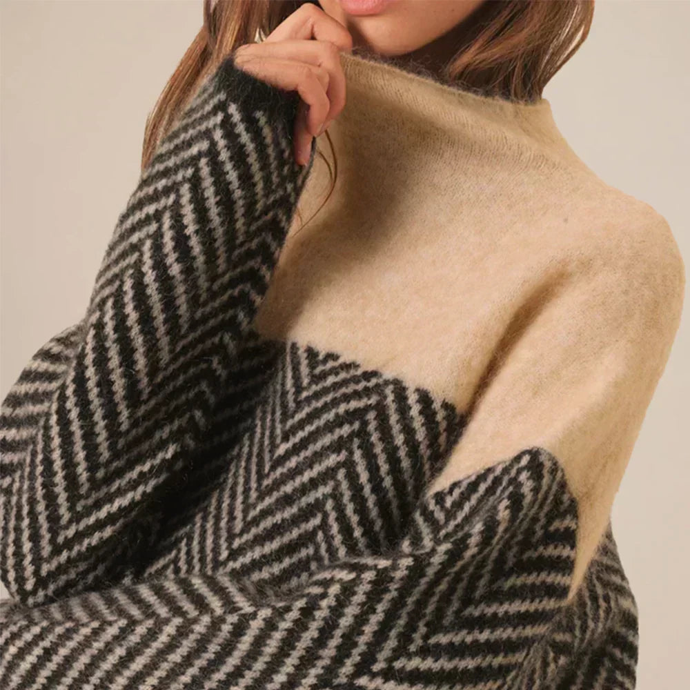 Lupa - Chic turtleneck sweater