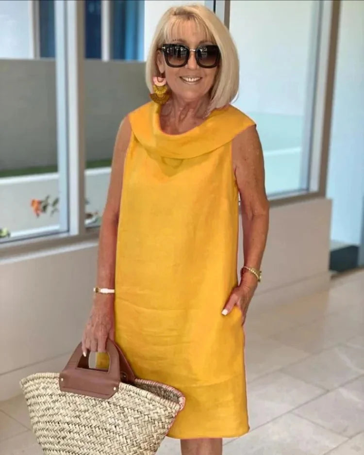 Perla – dress with round neckline