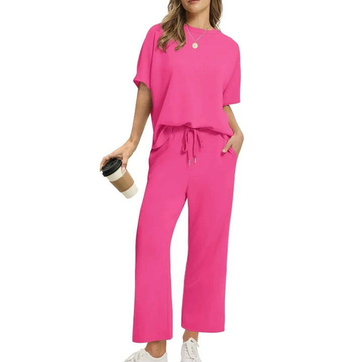 Selina – A casual set with a top and trousers