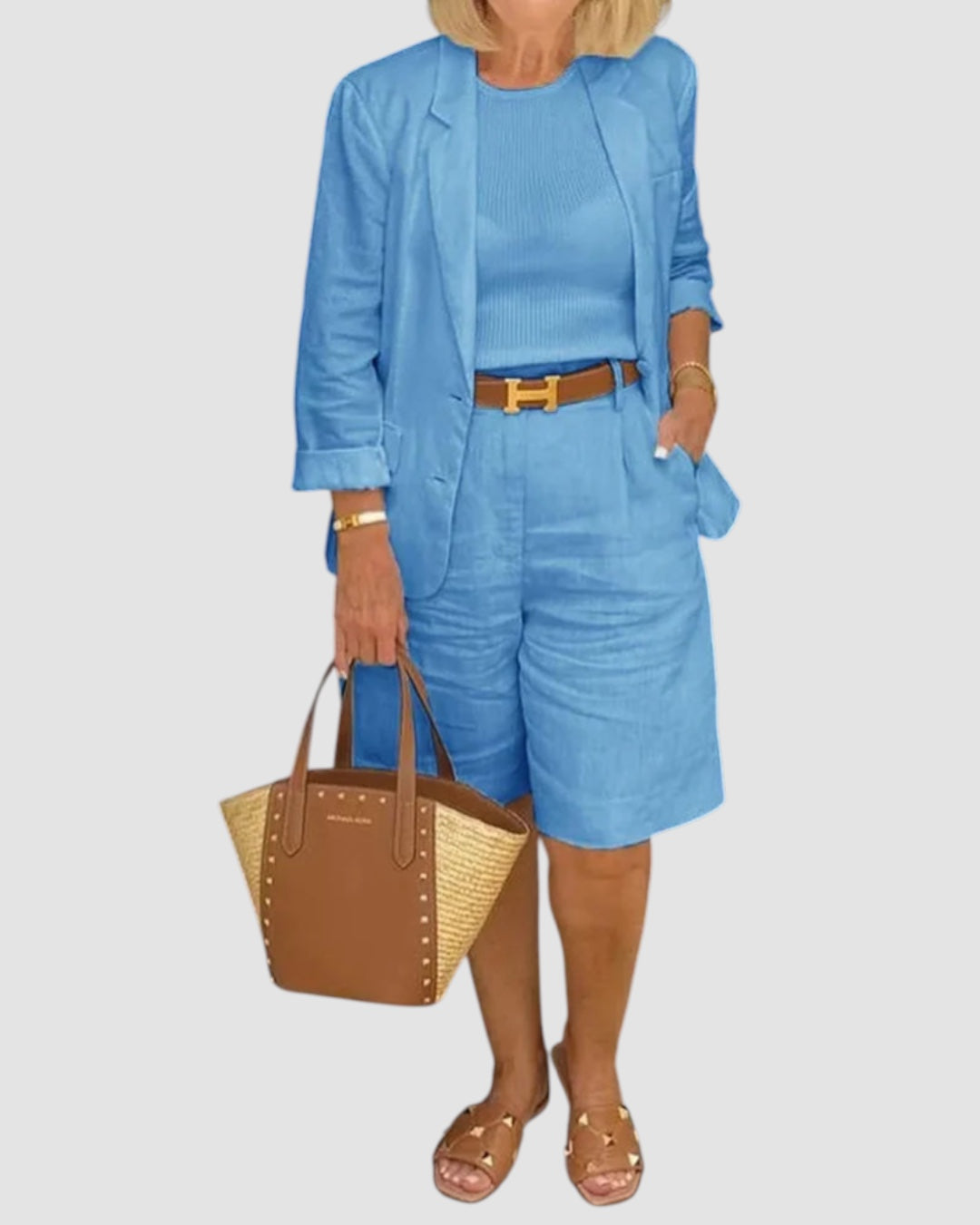 Elvora |  Blazer and shorts – a two-piece casual set