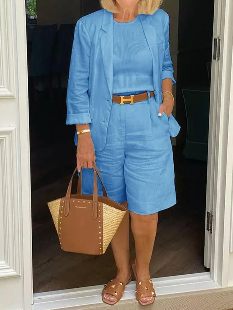 Elvora |  Blazer and shorts – a two-piece casual set