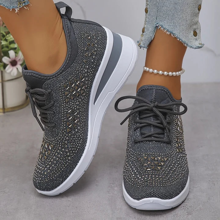 Tuyana – Fashionable orthopedic shoes
