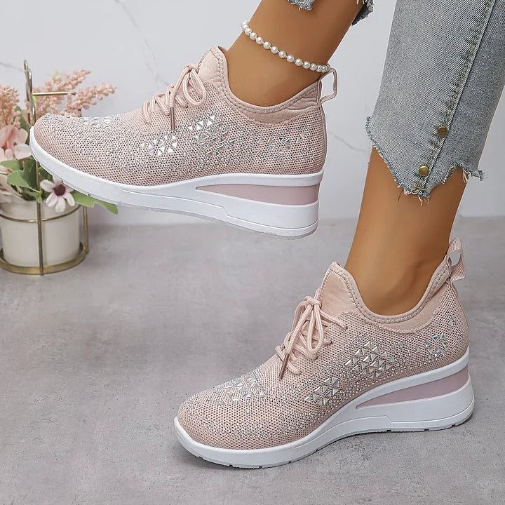 Tuyana – Fashionable orthopedic shoes