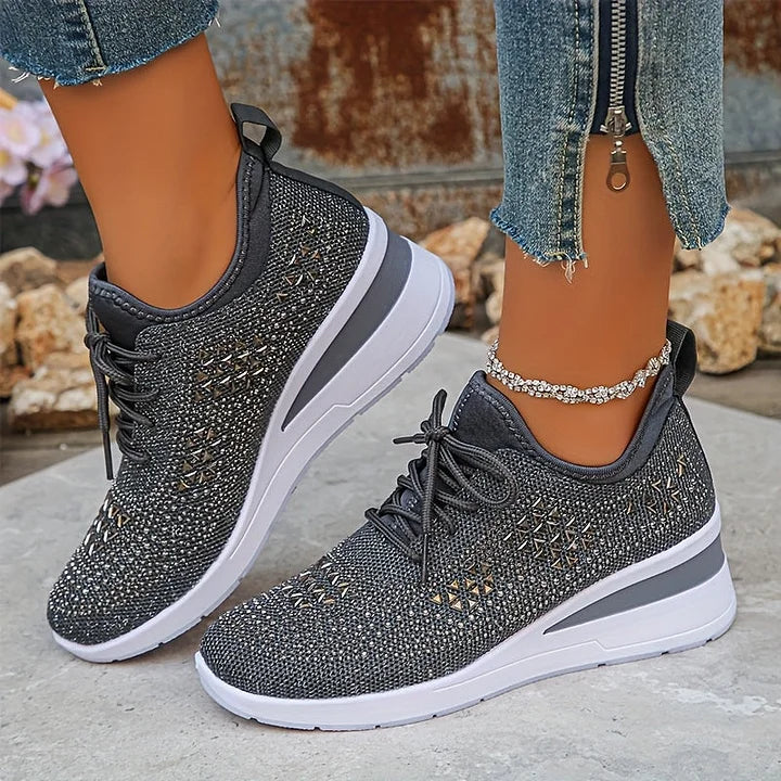 Tuyana – Fashionable orthopedic shoes