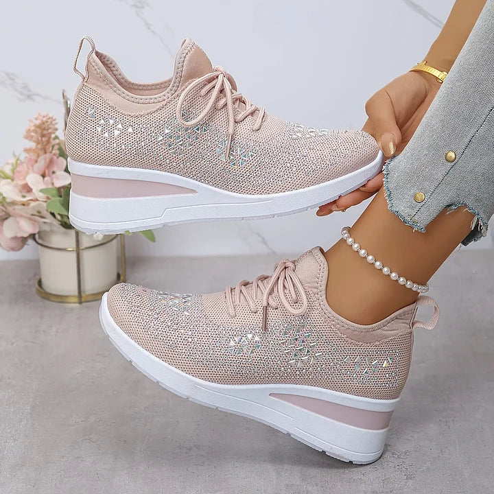 Tuyana – Fashionable orthopedic shoes